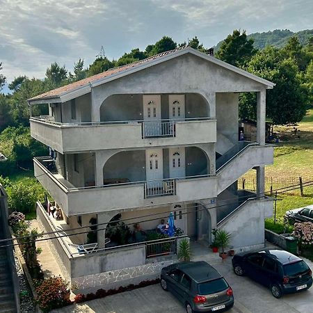 Apartments Marija Тиват Екстериор снимка