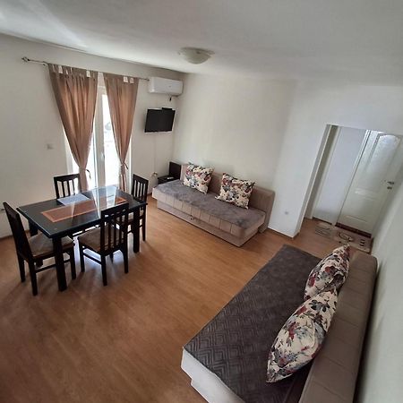Apartments Marija Тиват Стая снимка