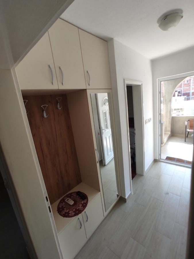 Apartments Marija Тиват Екстериор снимка