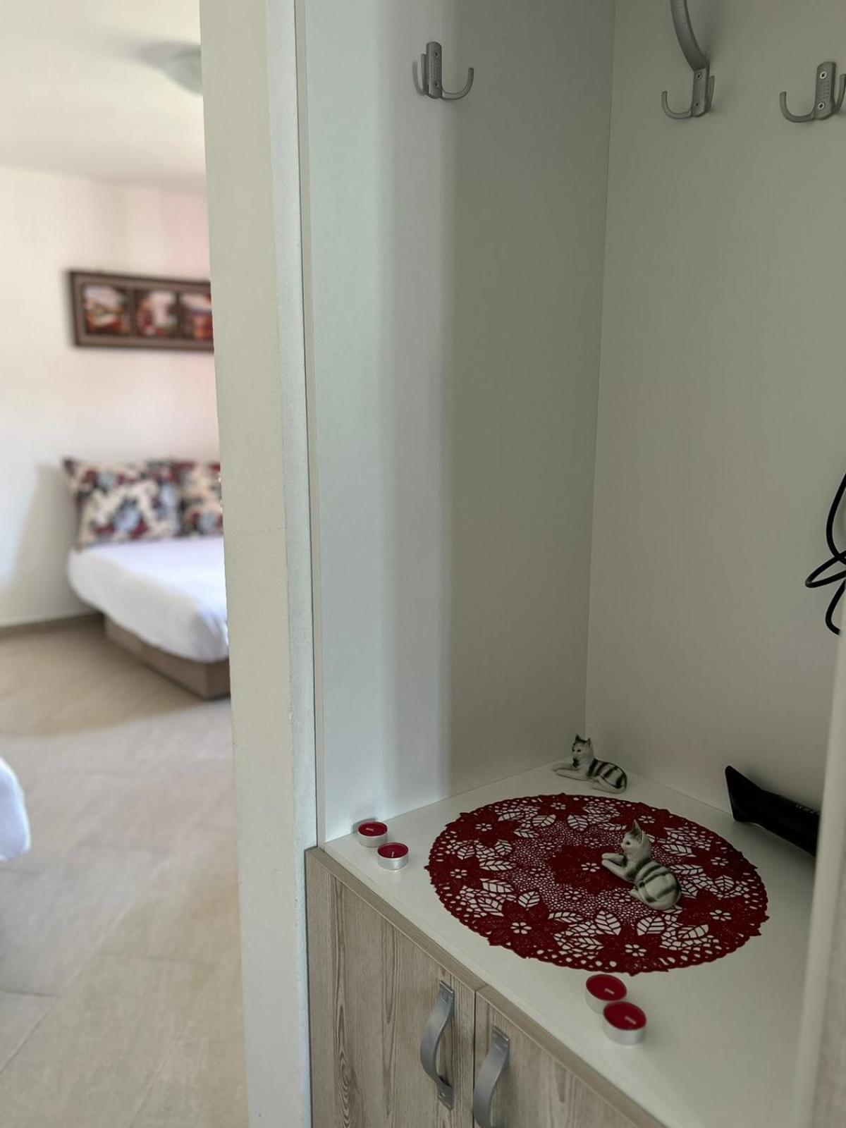 Apartments Marija Тиват Екстериор снимка