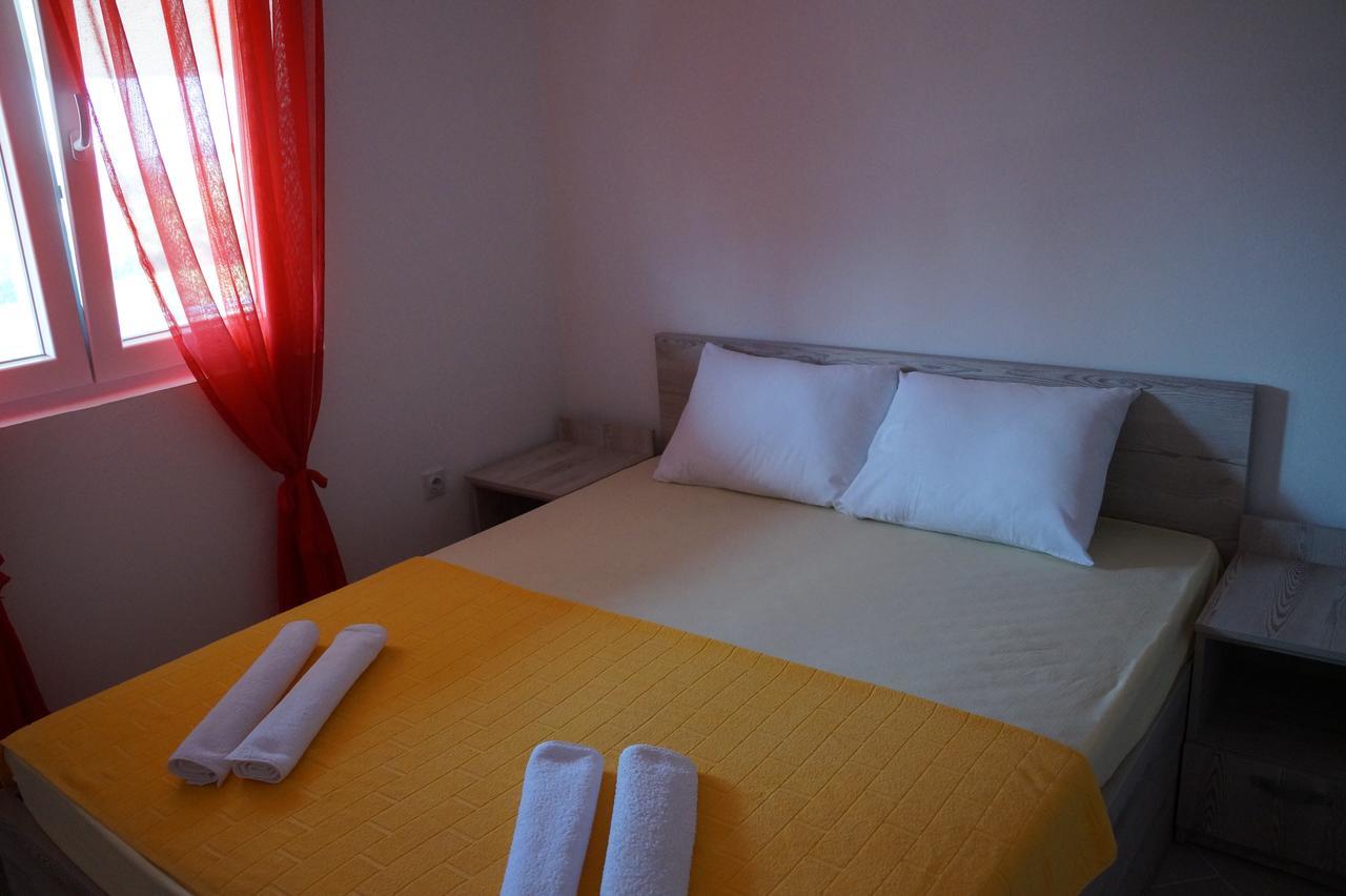 Apartments Marija Тиват Екстериор снимка